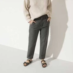 Birkenstock Women's Franca Oiled Leather Sandals- Black- Regular/Wide -Shoe Sale Shop 1021112 f look f