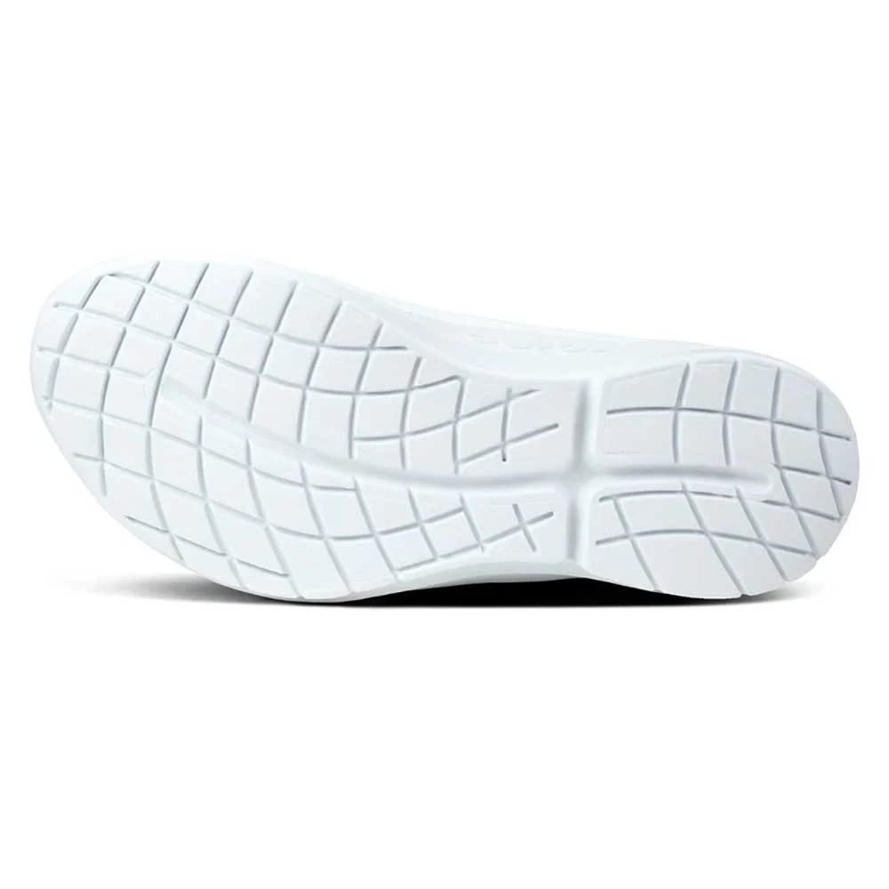 OOfos Women's OOmg Sport Shoe - White- Regular (B) 9 OOfos Women's OOmg Sport Shoe - White- Regular (B) - Image 7