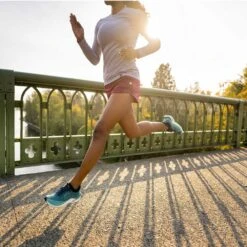 Topo Athletic Women's Cyclone 2 Running Shoe- Ocean/Mint- Regular (B) -Shoe Sale Shop W061.Ocean Mint 10